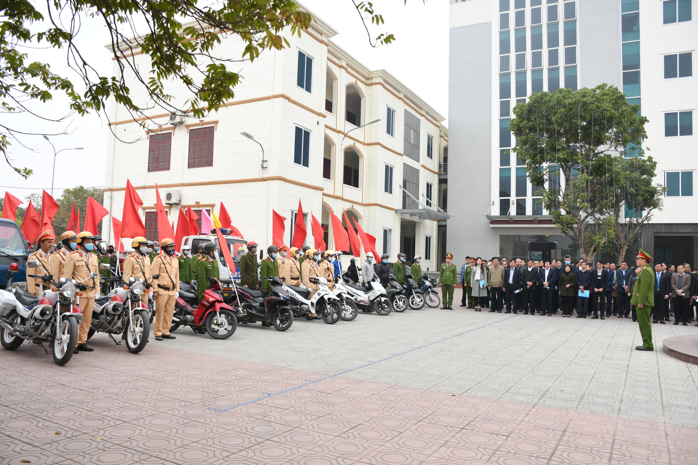 Công khai Kế hoạch Tuần tra, kiểm soát, xử lý vi phạm chuyên đề về dừng xe, đỗ xe trái quy định năm 2021